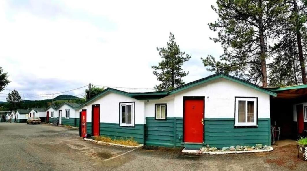 Deerview Lodge & Cabins - Princeton Bc Exterior photo