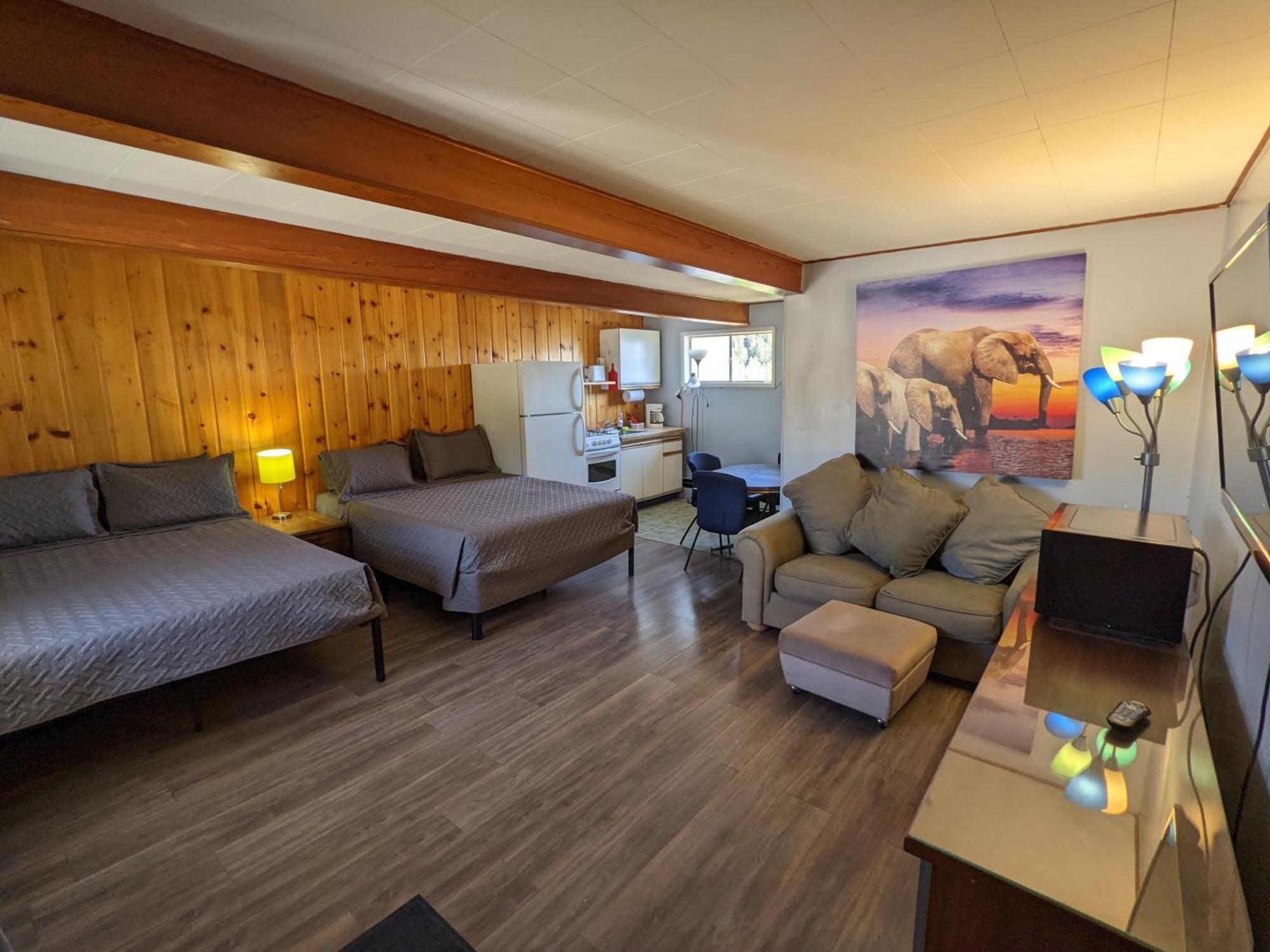 Deerview Lodge & Cabins - Princeton Bc Exterior photo